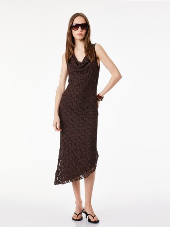 Kolsuz Degaje Yaka Asimetrik Midi Dantelli Elbise