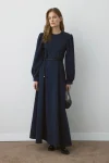 747x1121_premium-belden-oturma-detayli-lacivert-elbise-elbise-62661-83-B.webp