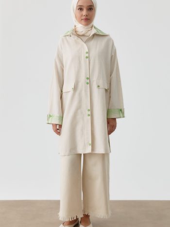 Snap Button Detailed Cape with Plaid Combination - Beige - Green