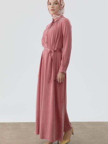 فستان بحزام وكشكشة - وردي غامق