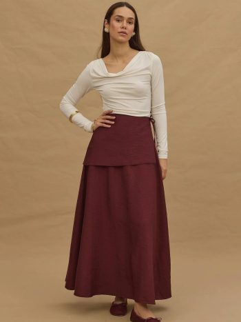 Portable Belted Skirt in Maroon