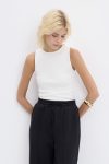 yuvarlak-yaka-kolsuz-triko-body-ekru-17586.jpg