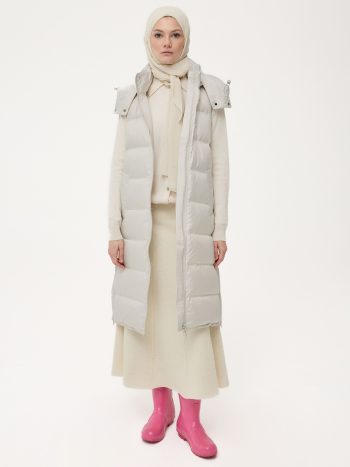 Goose Down Vest - Beige