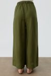 bel-lastikli-plikase-detayli-pantolon-haki-103143.jpg