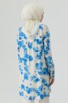 cicek-desenli-yirtmacli-tunik-mavi-103110-8.jpg
