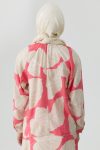 floral-desenli-buzgulu-bluz-pembe-103091-6.jpg