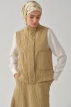 grogren-biyeli-kisa-kapitone-yelek-camel-97286-6.jpg