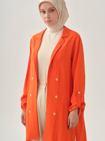 جاكيت بفتحة وتفاصيل حزام الياقة - لون مرجاني