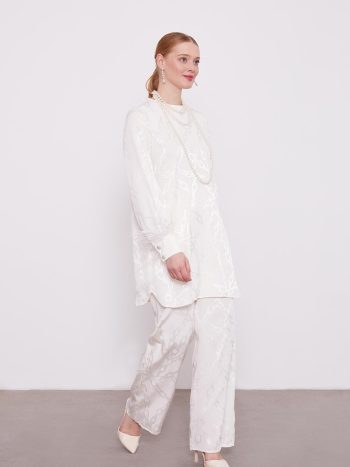 Ecru Jacquard Chain Pattern Two-Piece Set