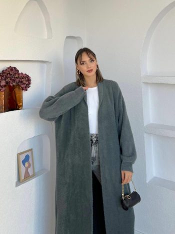 سترة صوف شتوية بلون الأنثراسيت