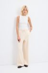 yuksek-bel-dikis-detayli-rahat-kesim-pantolon-krem-17191-1.jpg