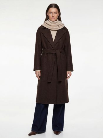 Long Belted Cashmere Coat with Pockets and Long Sleeves