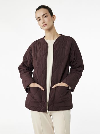 Oversize Quilted Jacket with Long Sleeves, Pockets, and Zipper Collar