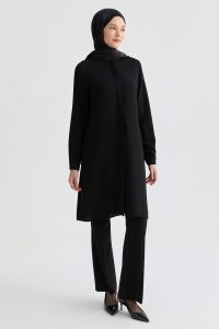V-Neck Hidden Slit Tunic - Black