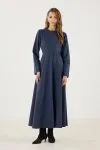 genis-mansetli-evaze-elbise-lacivert-8e0cc3-5.jpg