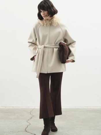 Kürk Yaka Bej Kaban