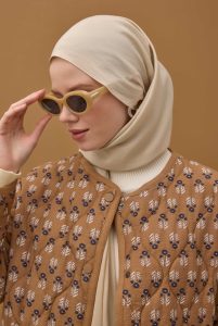 Soft Wrinkled Shawl Nude