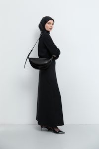 تنورة واسعة - أسود
