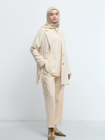 Pleated Detail Pocket Pants - Ecru