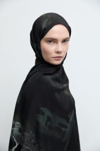 Maren Crepe Silk Scarf - Emerald