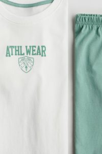 ⁦طقم بيجامة من القطن الجيرسي⁩ - الصورة ⁦2⁩