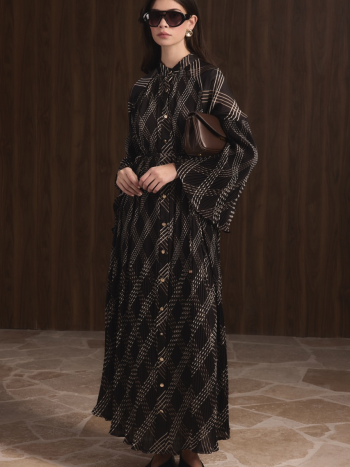 Dik Piliseli Saten Elbise - Siyah