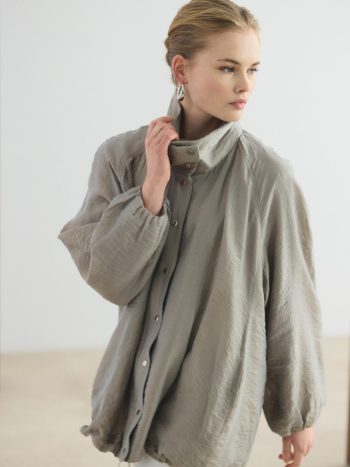 Stand-Up Collar Pleated Bomber Jacket Vizon