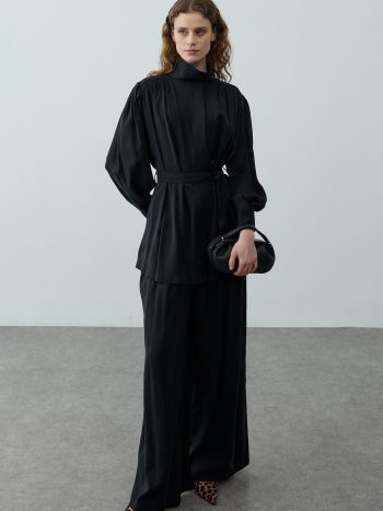 Black High-Neck Pleated Set