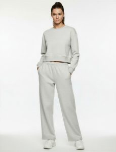 Long Sleeve Turtle Neck Oversize Crop Sport Sweatshirt
