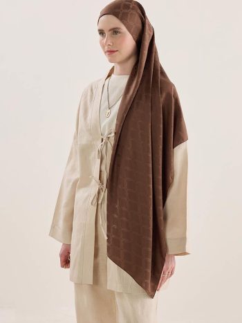 Brown Chain Pattern Shawl