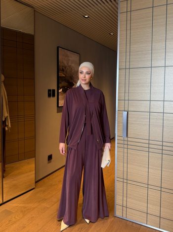 Aliye Three-Piece Set in Burgundy