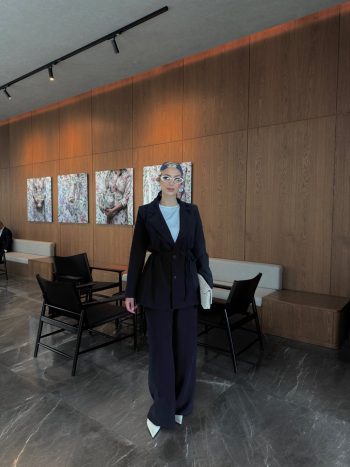 Esin Black Pantsuit Set