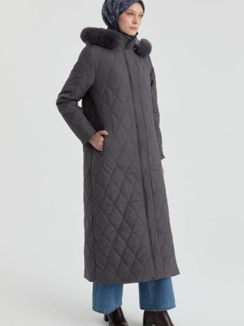 معطف ذو قلنسوة - أنثراسايت