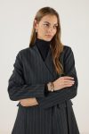 dugme-detayli-cizgili-blazer-siyah-d1-805-8.jpg
