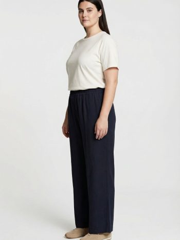 Navy Blue Wide-Leg Pants with Belted Waist in Plus Size
