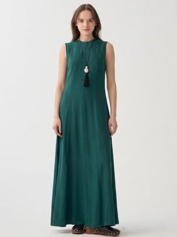 فستان أخضر-كوب بتفاصيل أنيقة